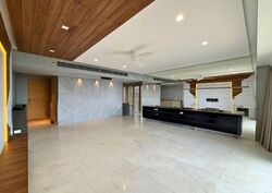 SilverSea (D15), Condominium #574136301